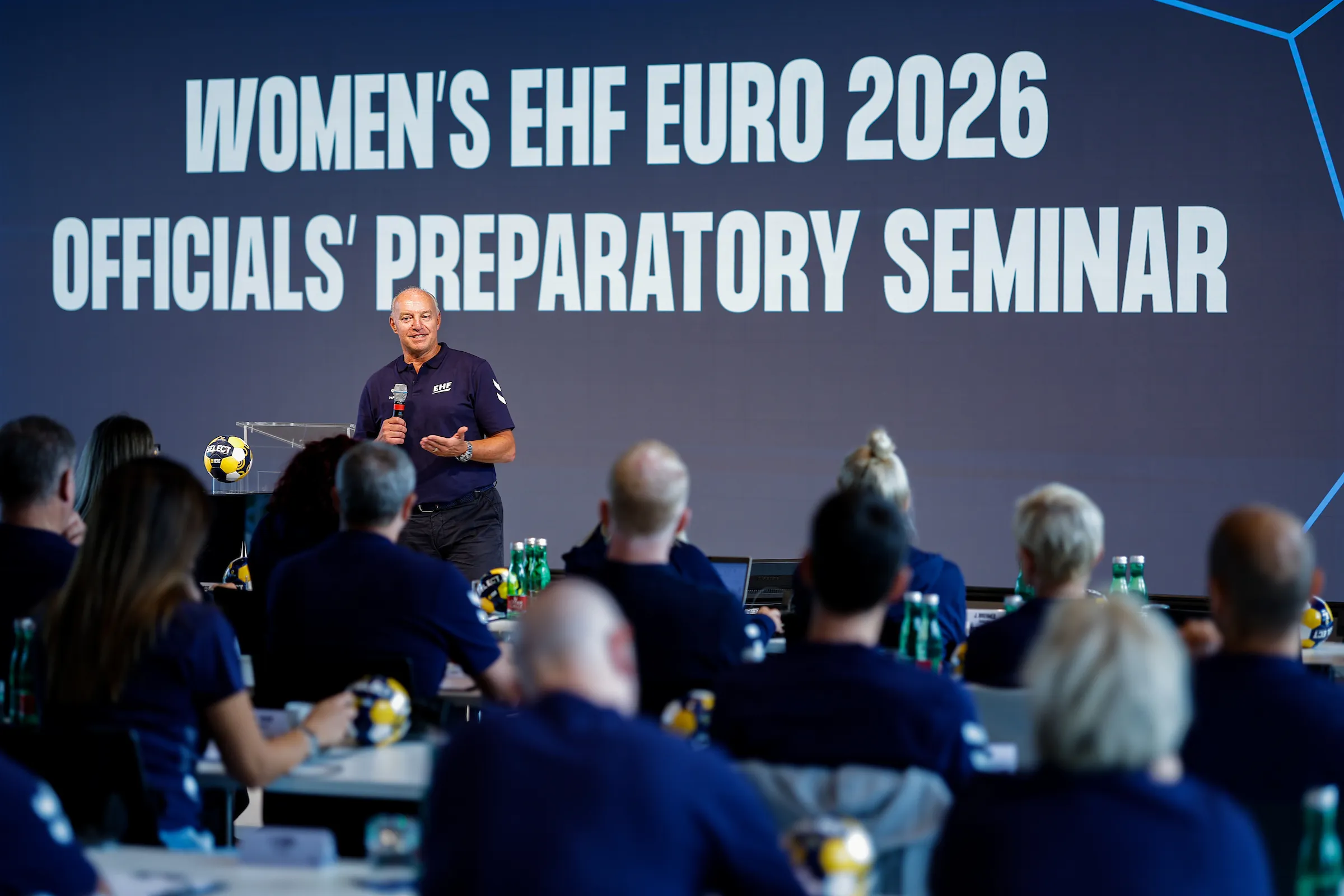 Wiedeńskie seminarium przygotowało sędziów do Women's EHF EURO 2026