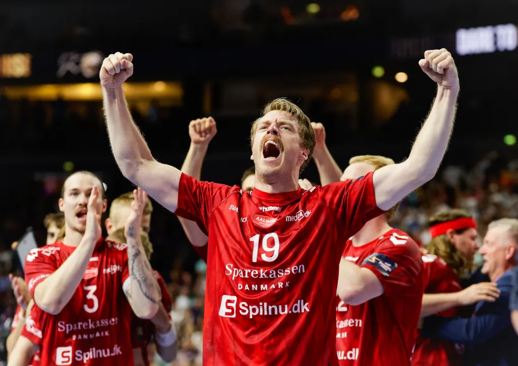 SUMMARY: Barça with dominant win; Aalborg edge Magdeburg