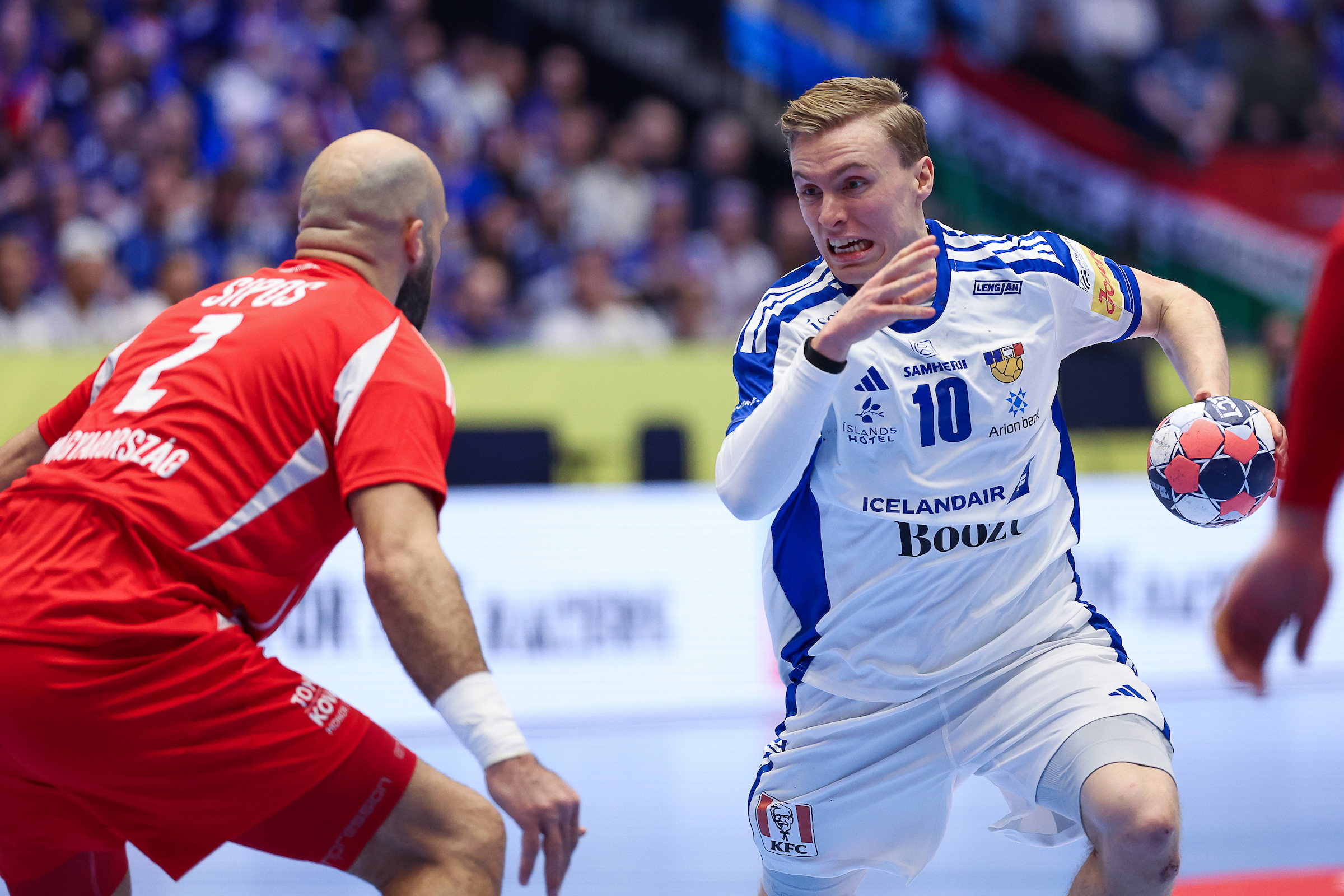Handball: Hallgrímsson lifts Iceland past Hungary in group final
