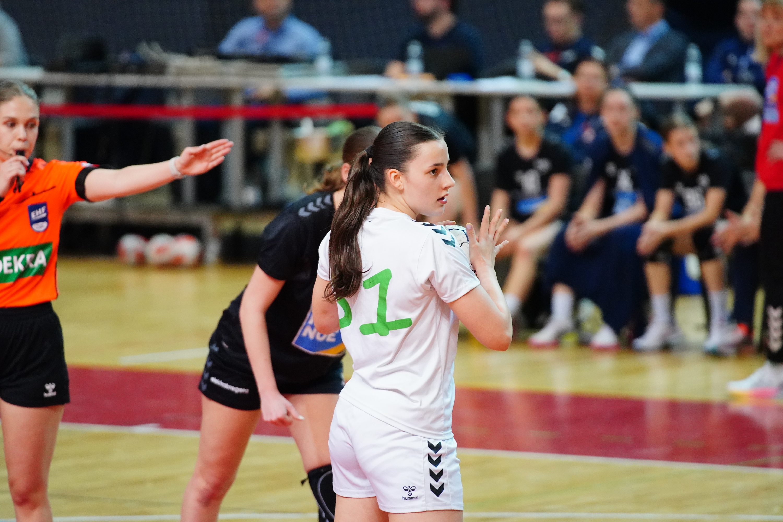 How Györ and CSM develop youth teams