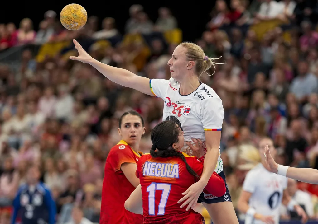 Norwegia i Dania o krok od półfinału Pucharu EHF EURO