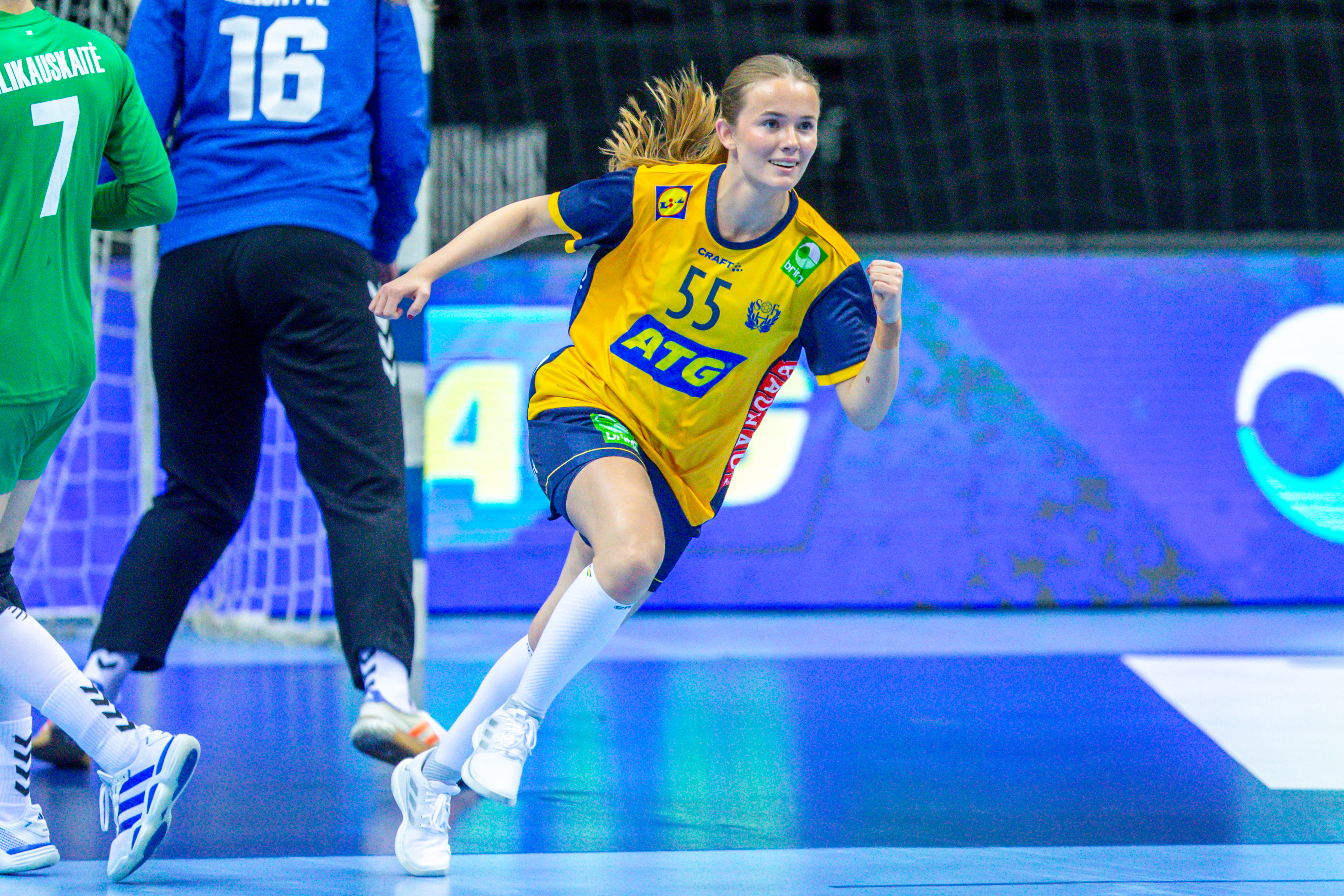 SUMMARY: Sweden and Germany take commanding wins; thrilling end in Portugal