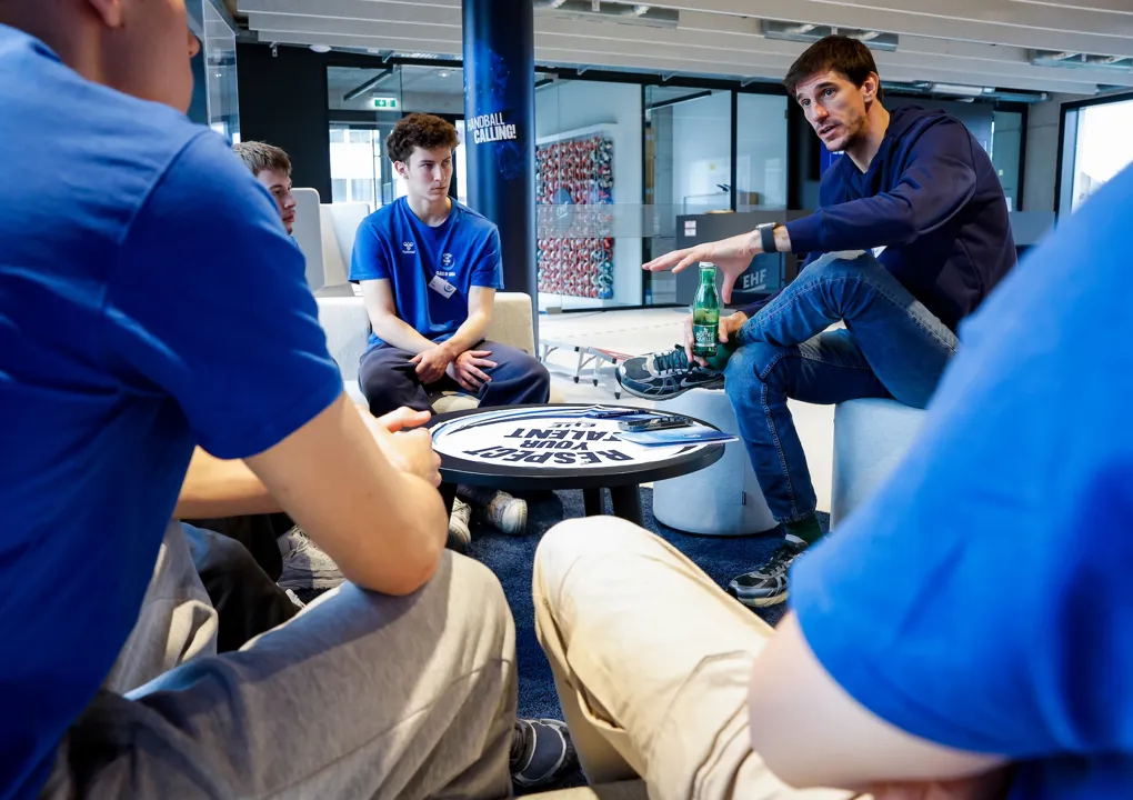 Ahlm i Morros poprowadzą webinar o radzeniu sobie z perfekcjonizmem