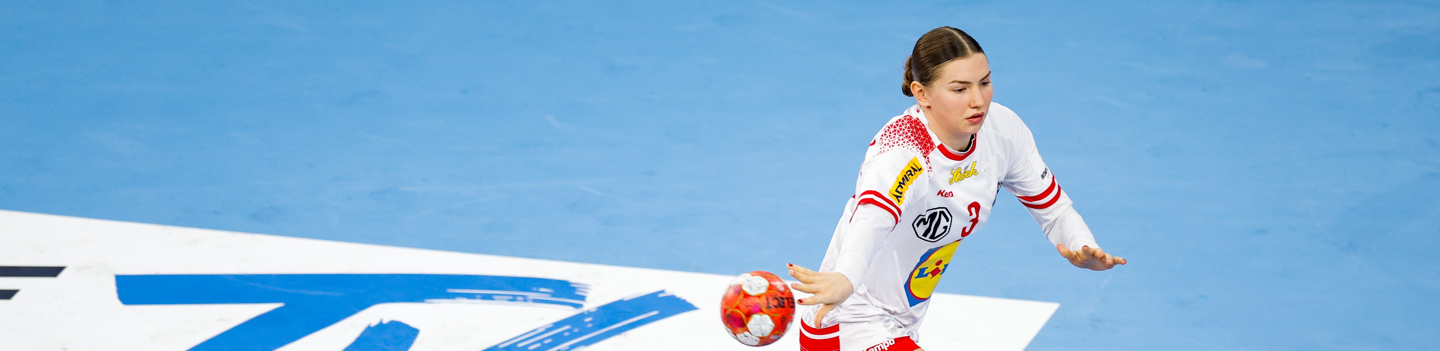 EURO24W Norway Vs Austria UH22889 UH