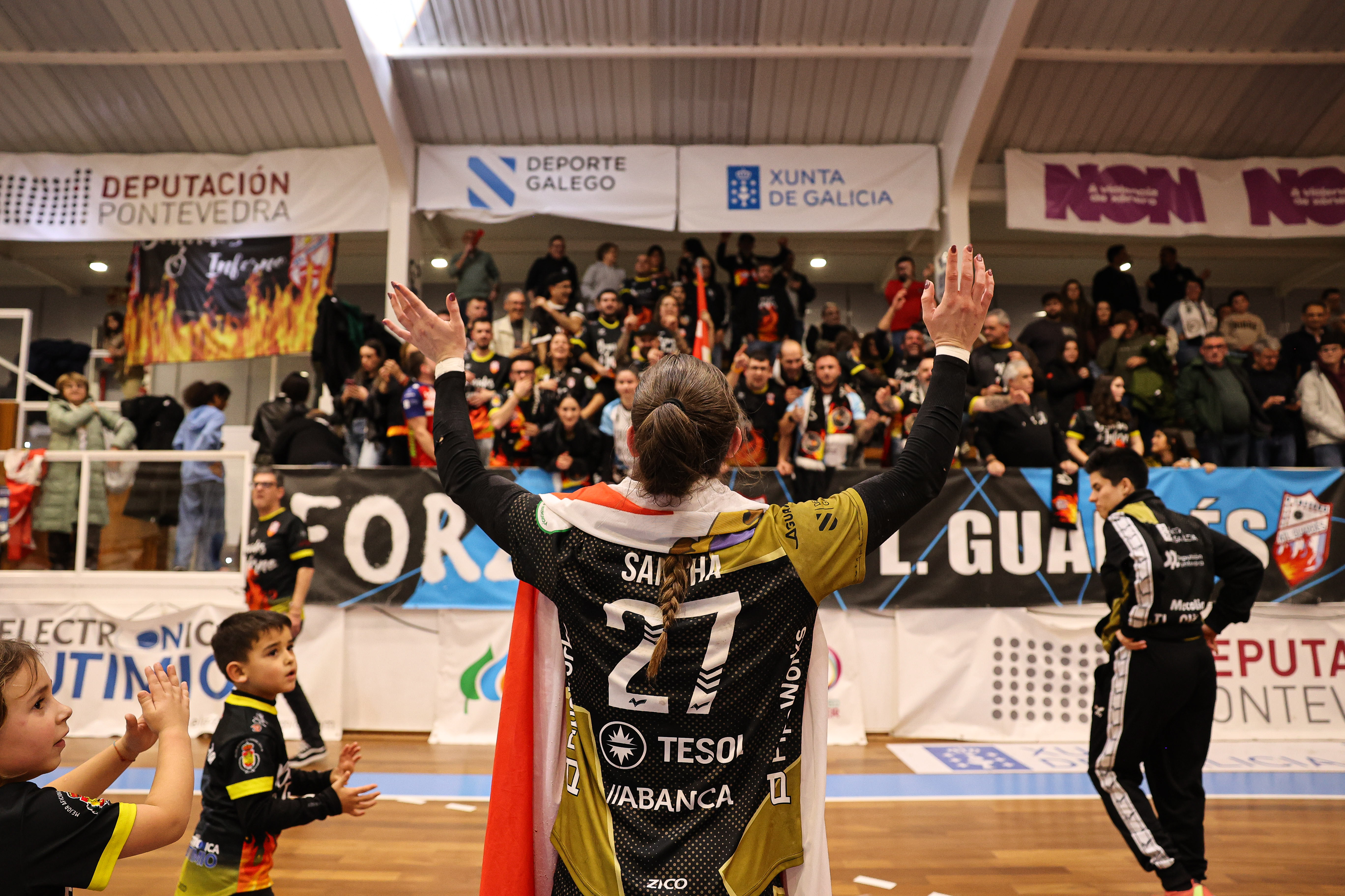 Elche and PAOK make huge steps towards quarter-finals, Guardés win