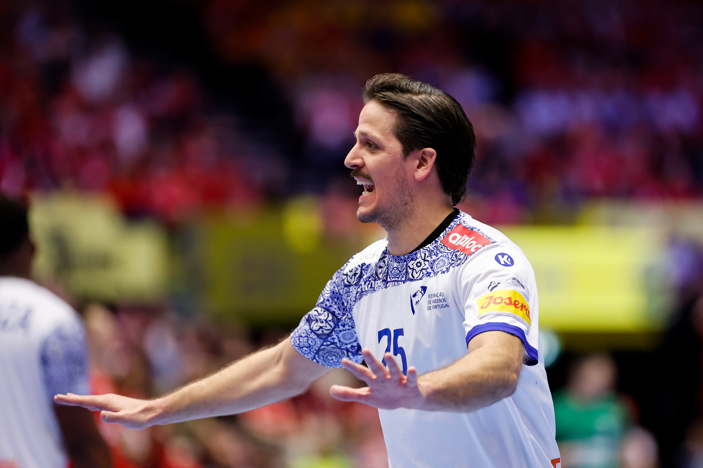 Summary: Portugal and Switzerland complete main round line-up