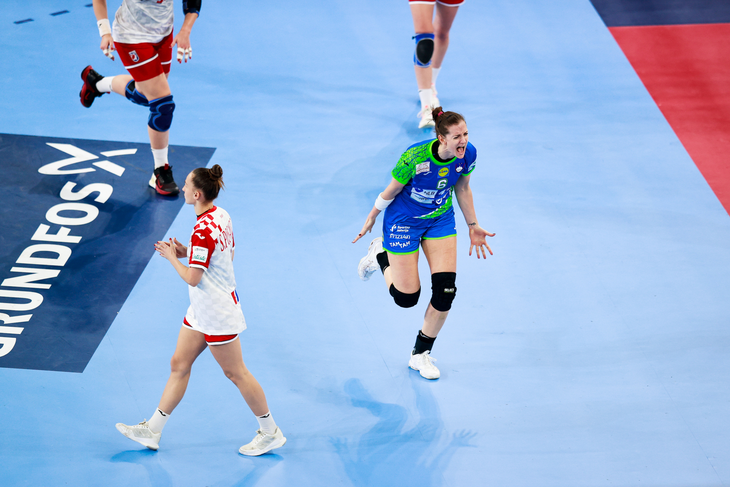 Slovenian dream continues with first main round win - Vimarsana News