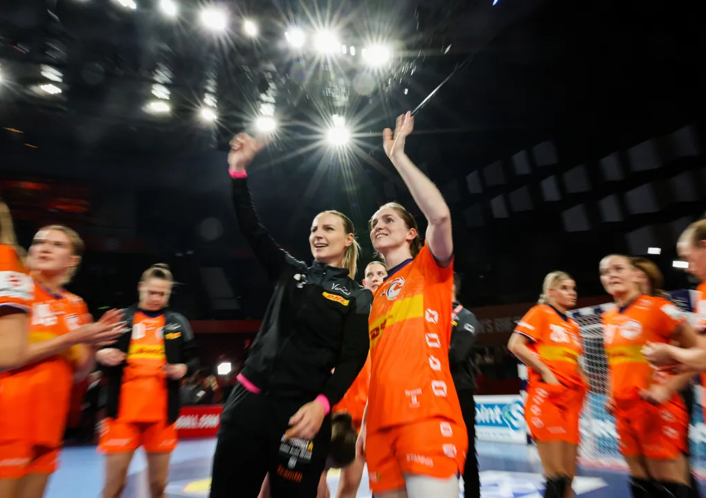 Summary: Hungary and Norway keep winning streaks alive