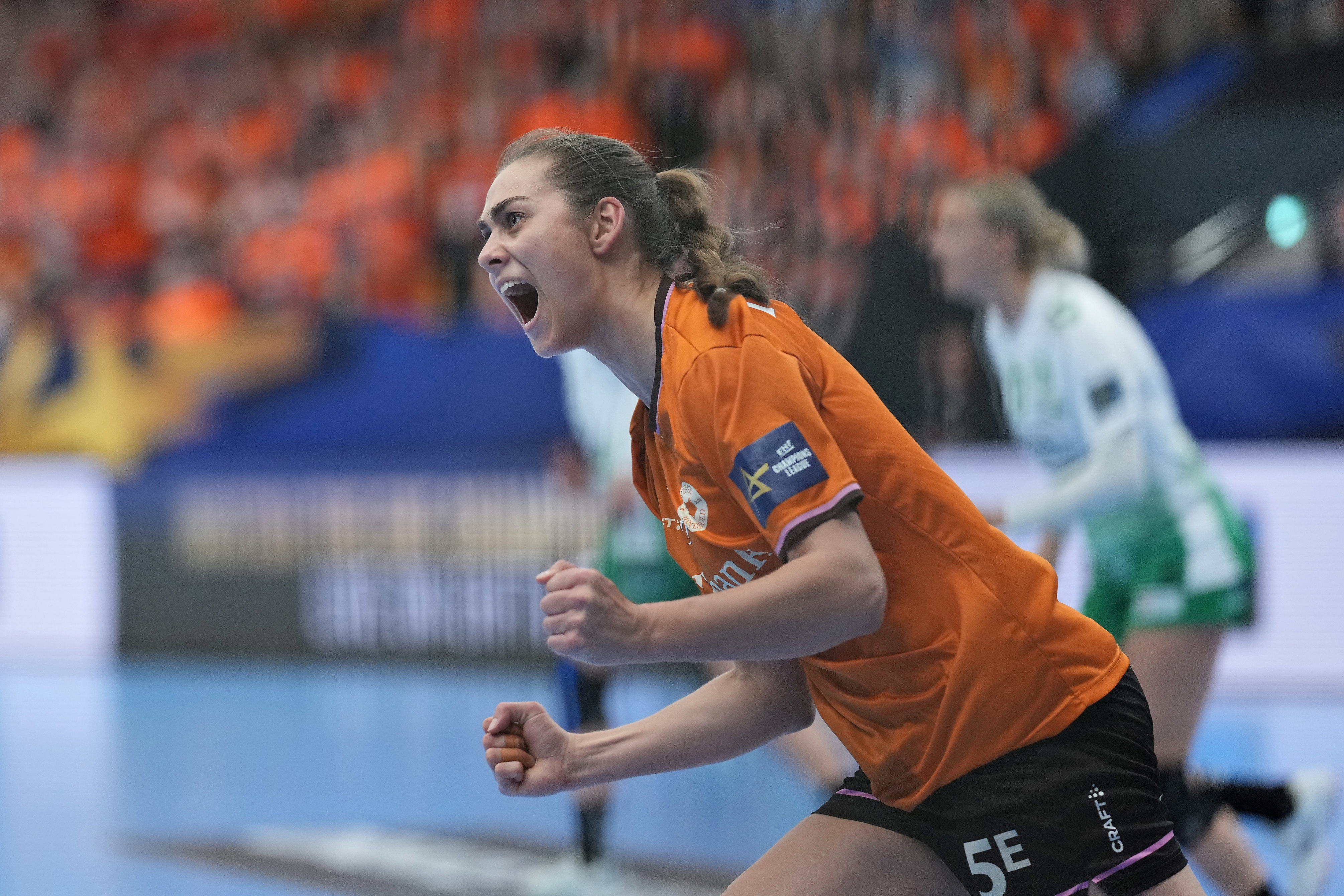 Fight for tickets to Budapest goes down to the wire