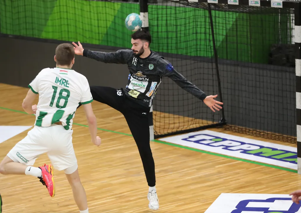Hosts dominating the first leg encounters of the EC quarter-finals