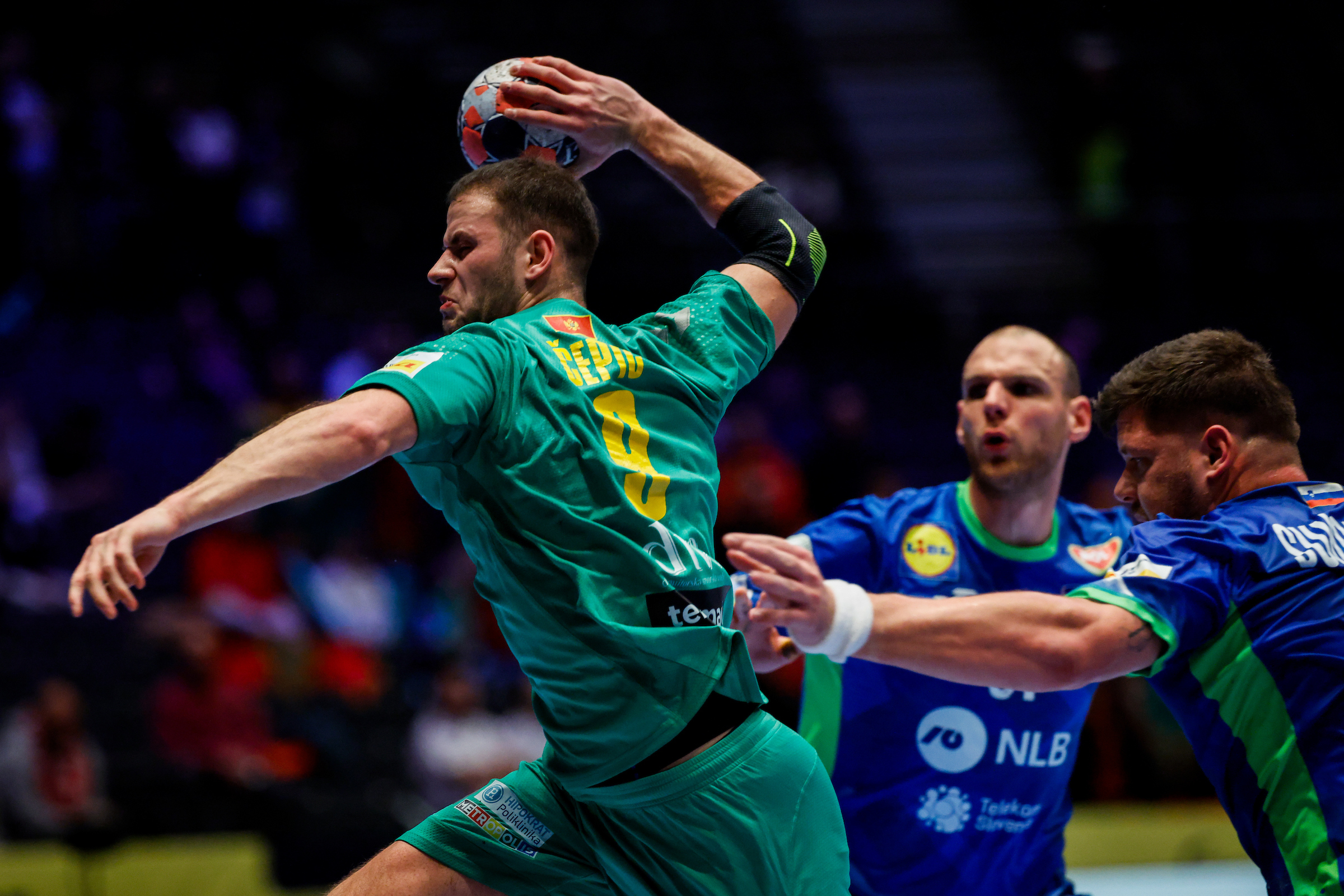 Exciting group D headlines action-packed Sunday