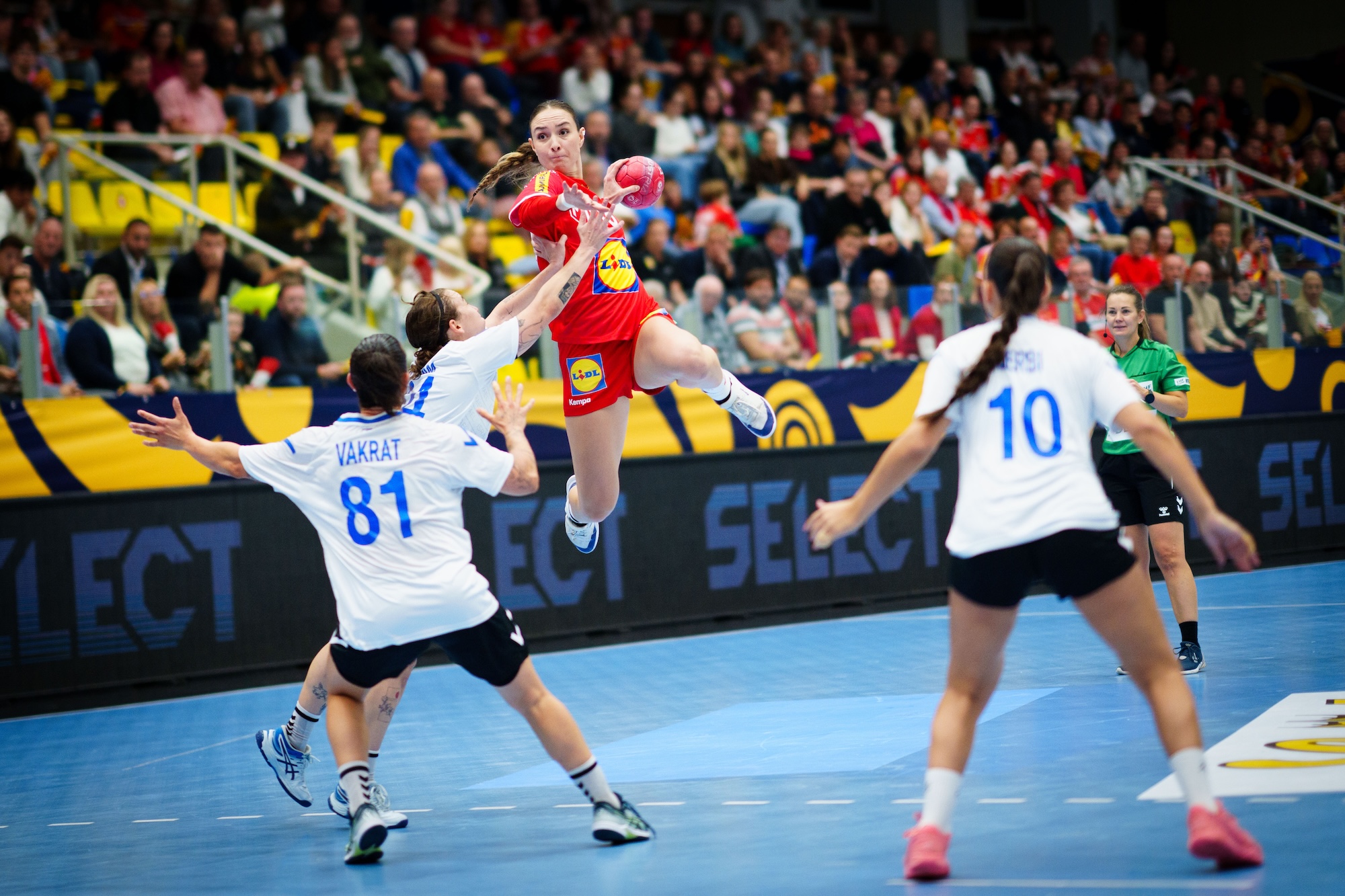 France and Austria open with clear wins; Faroese make history