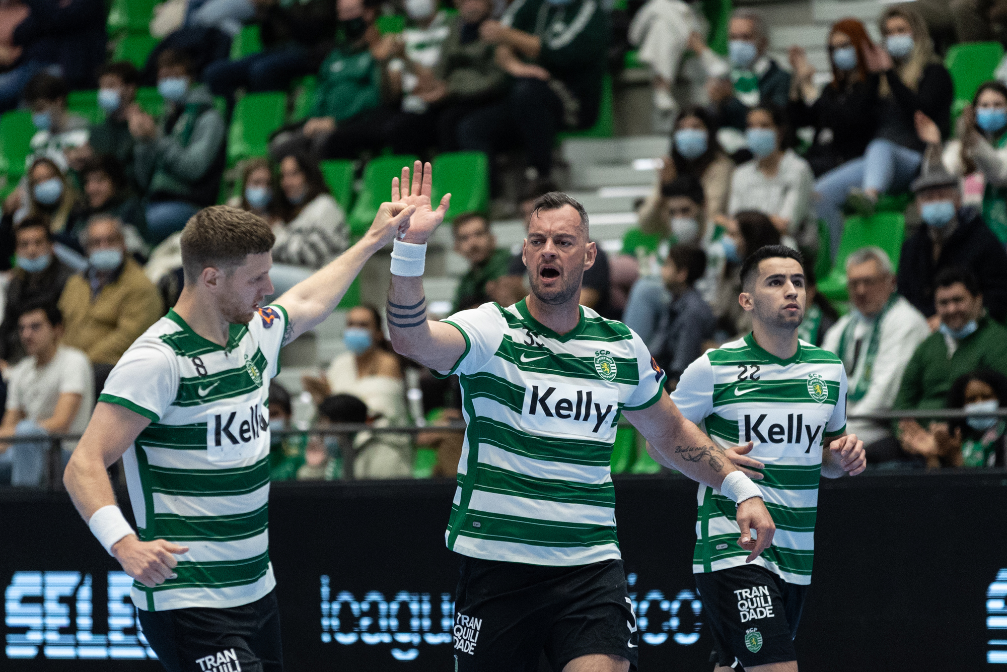 Hero Kiko Costa comes through in thrilling match