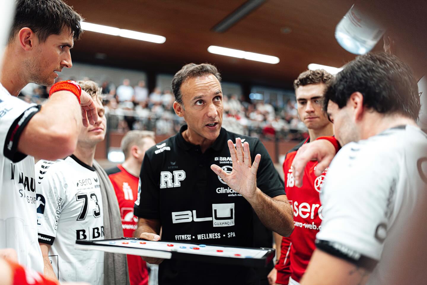 Meet the man behind Melsungen’s comeback: Roberto Parrondo