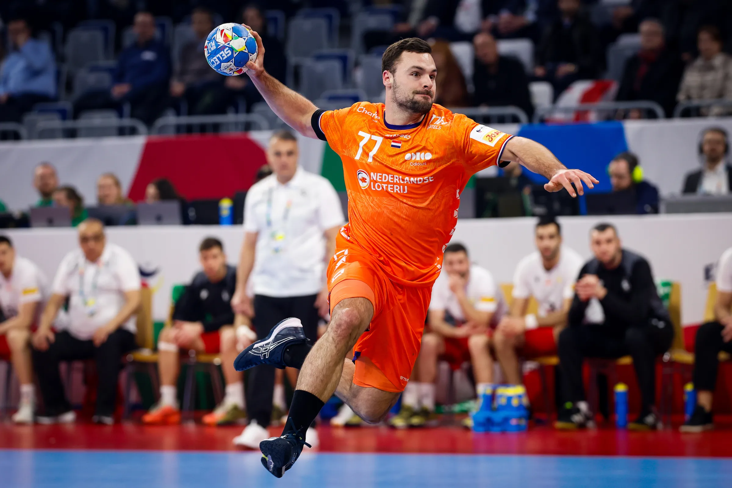 Stunning attacking display lifts the Netherlands to record win