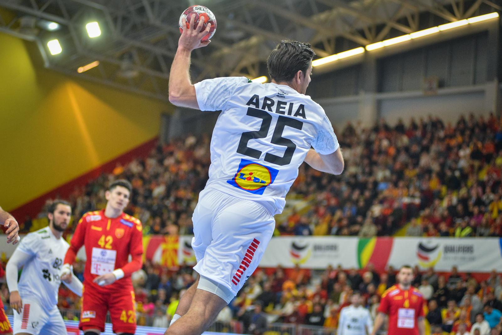 A primeira vitória de Portugal em solo macedónio