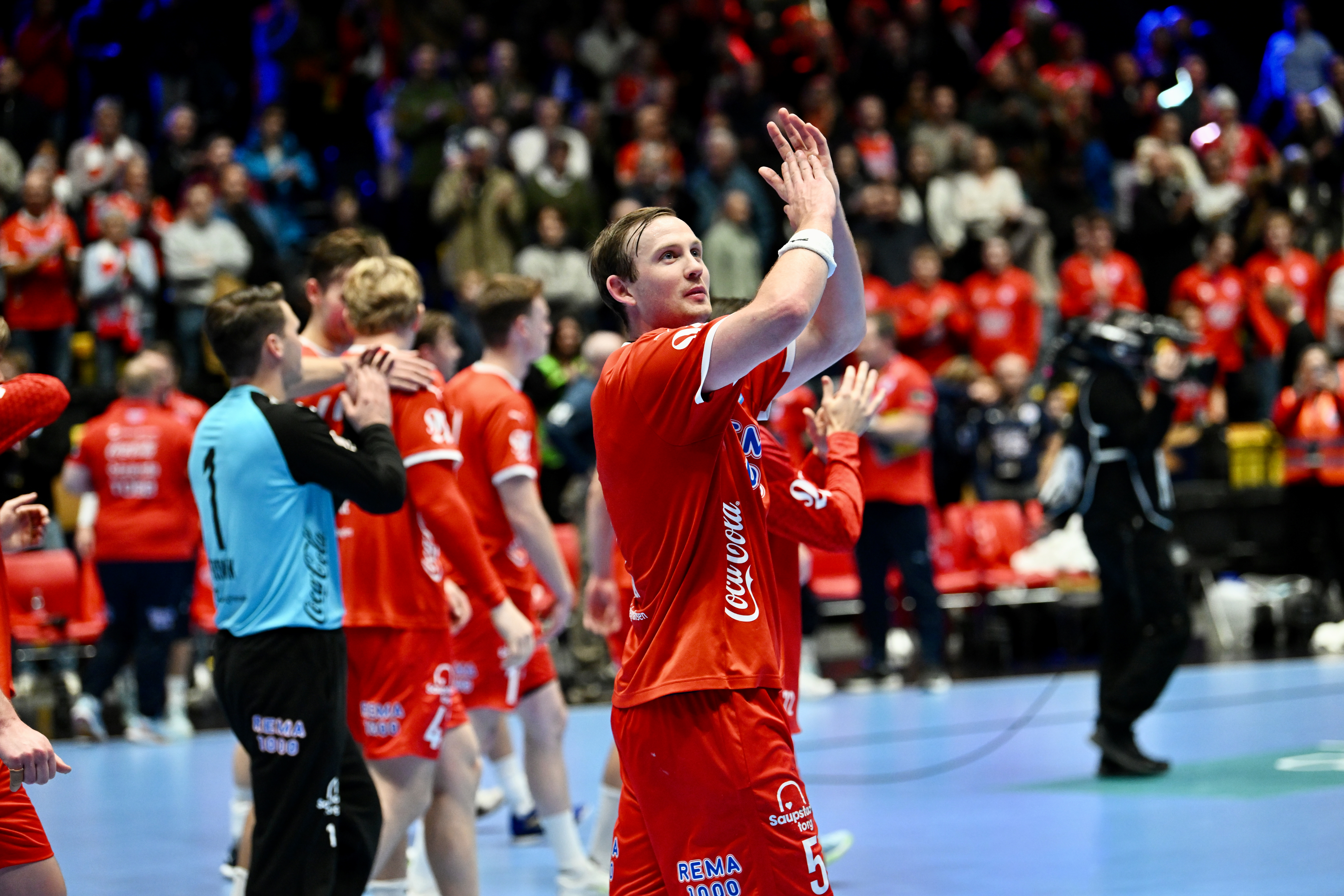 DAY REVIEW: Kolstad end Kiel’s series, perfect debut for Sostaric