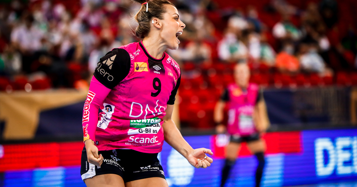 picture Nora Mørk Vipers dominant vipers power to trophy match