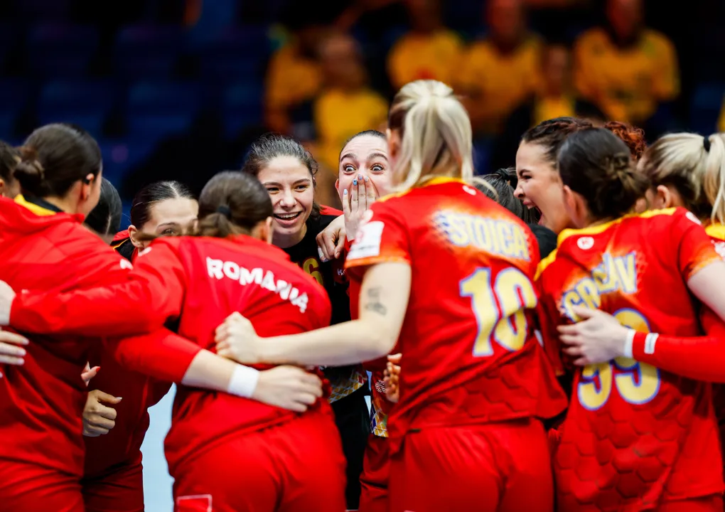 Summary: Romania surprise as France and Hungary win again