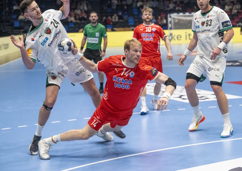 Kolstad sensacją, Kielce i Magdeburg kończą rok zwycięstwami