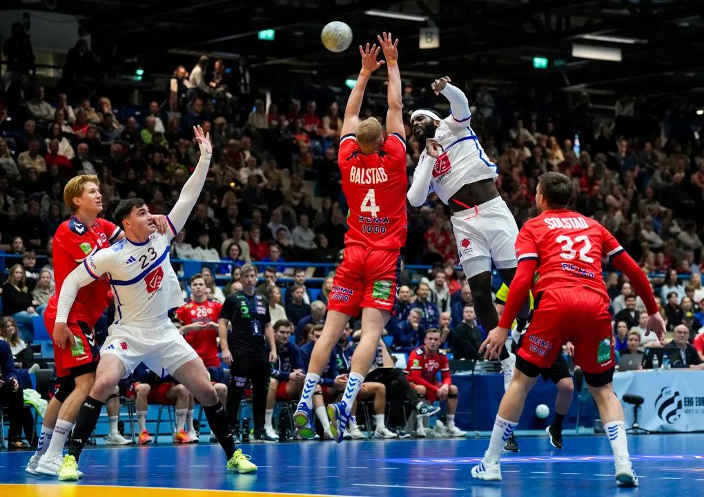 European champions France make it two out of two