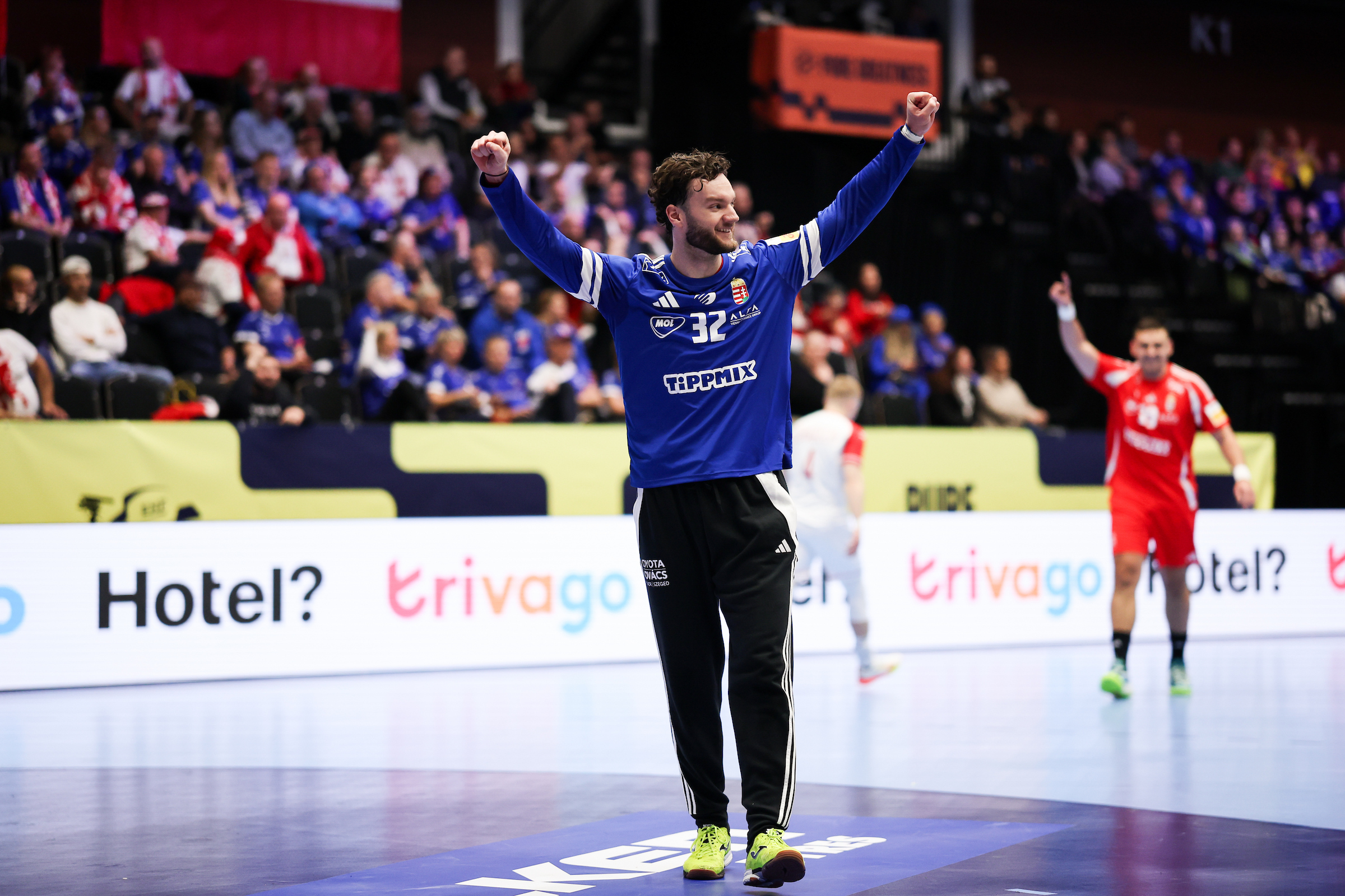 Hungarian defence prevails in EHF EURO opener against Poland