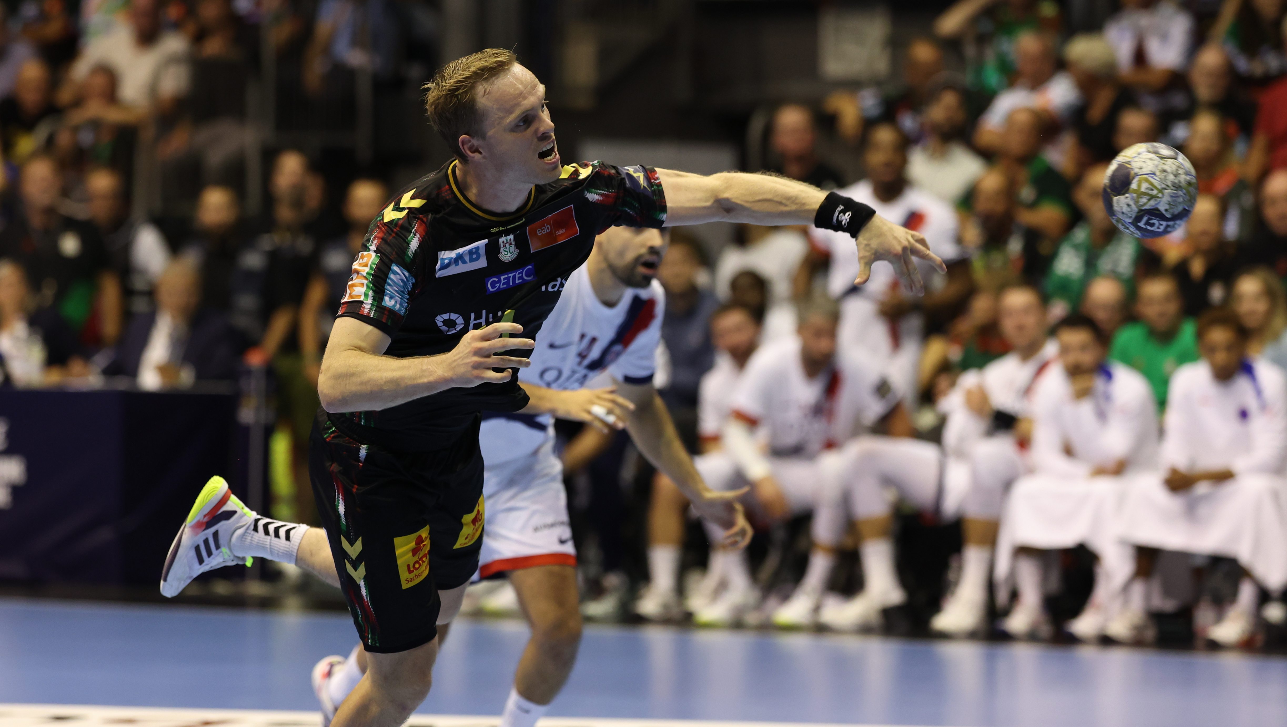 Away tests for Sporting and Berlin; Magdeburg fight for top spot