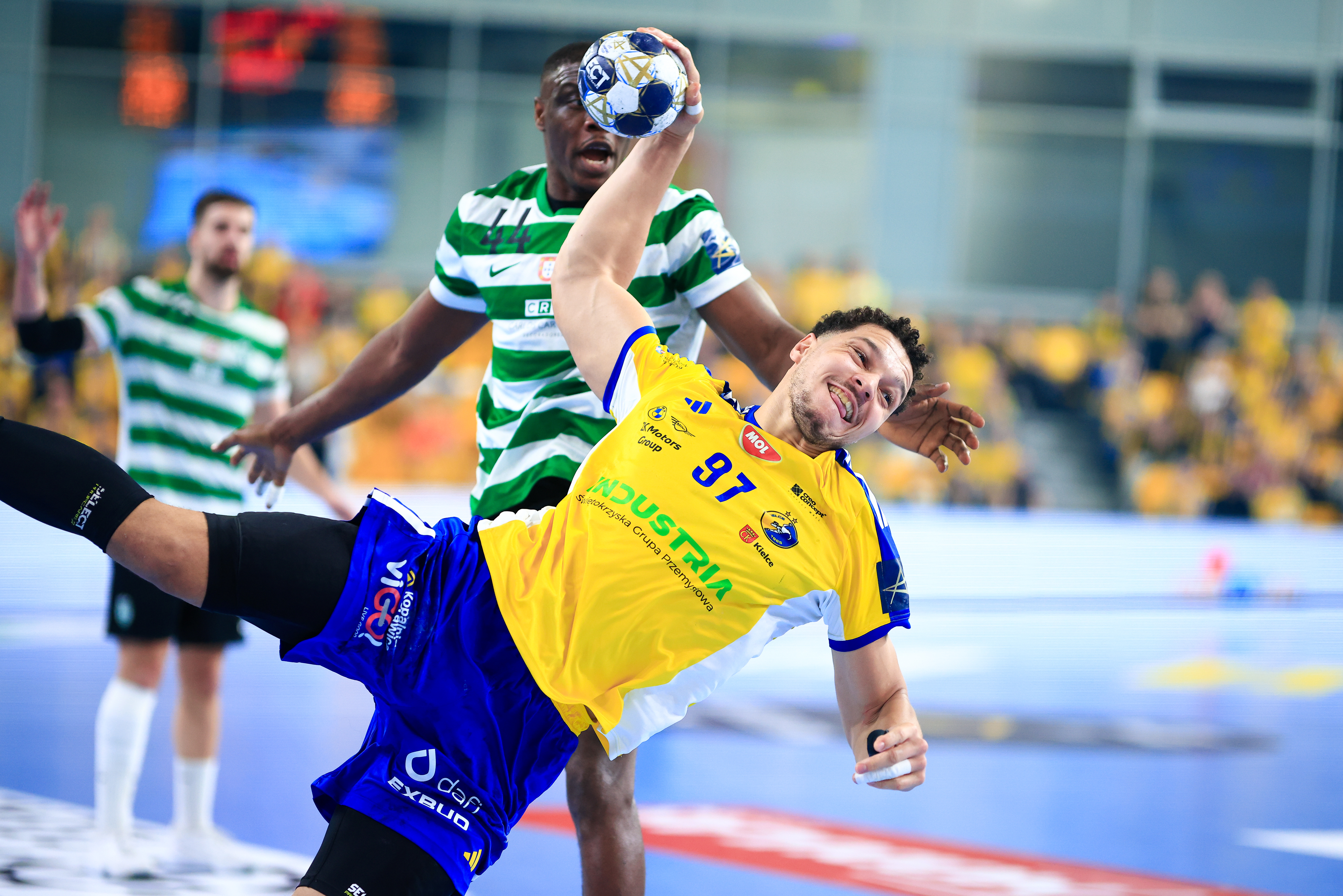 Ostatnia kolejka fazy grupowej: walka o miejsca w play-off na ostatniej prostej