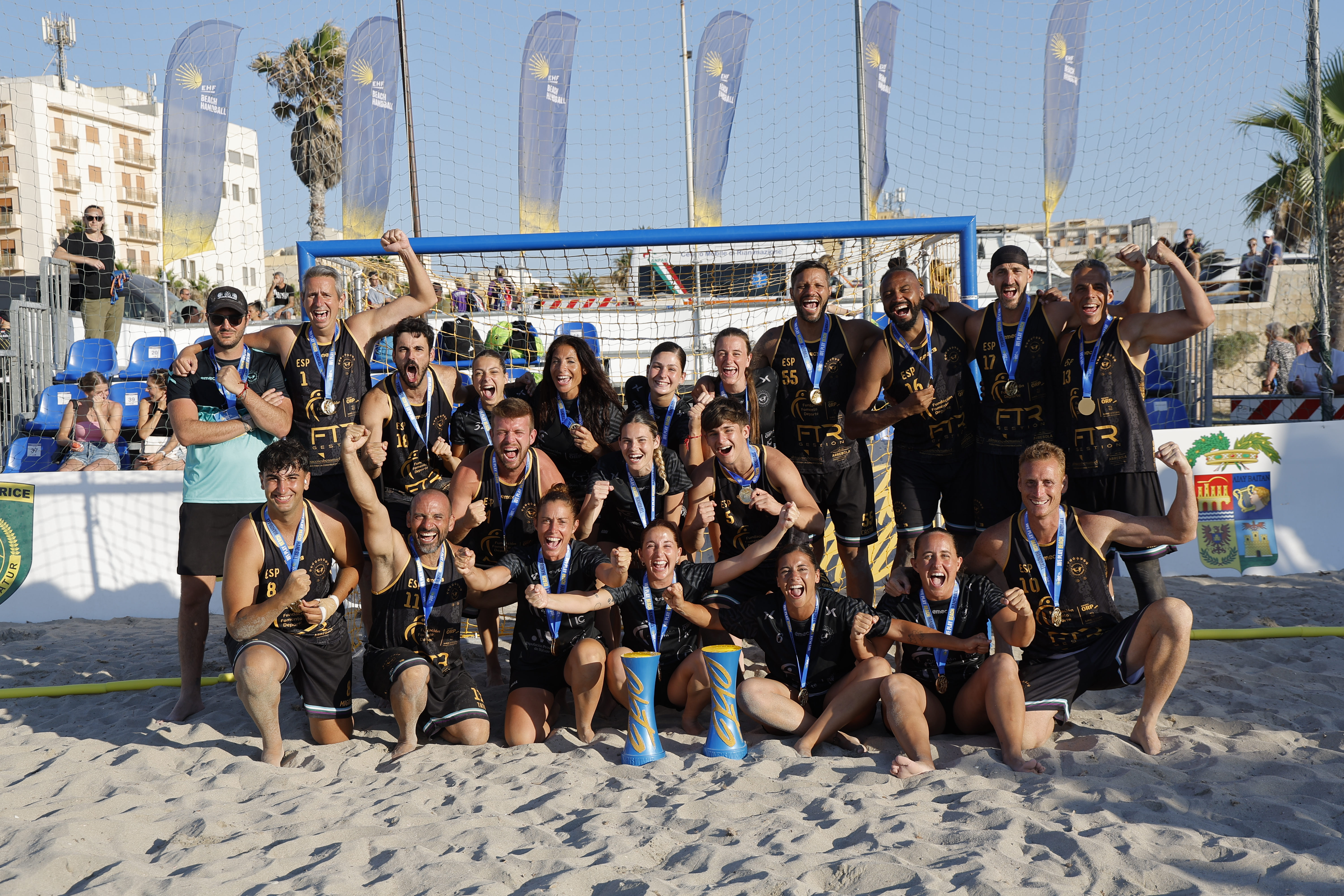 Málaga men complete ebt Finals sweep
