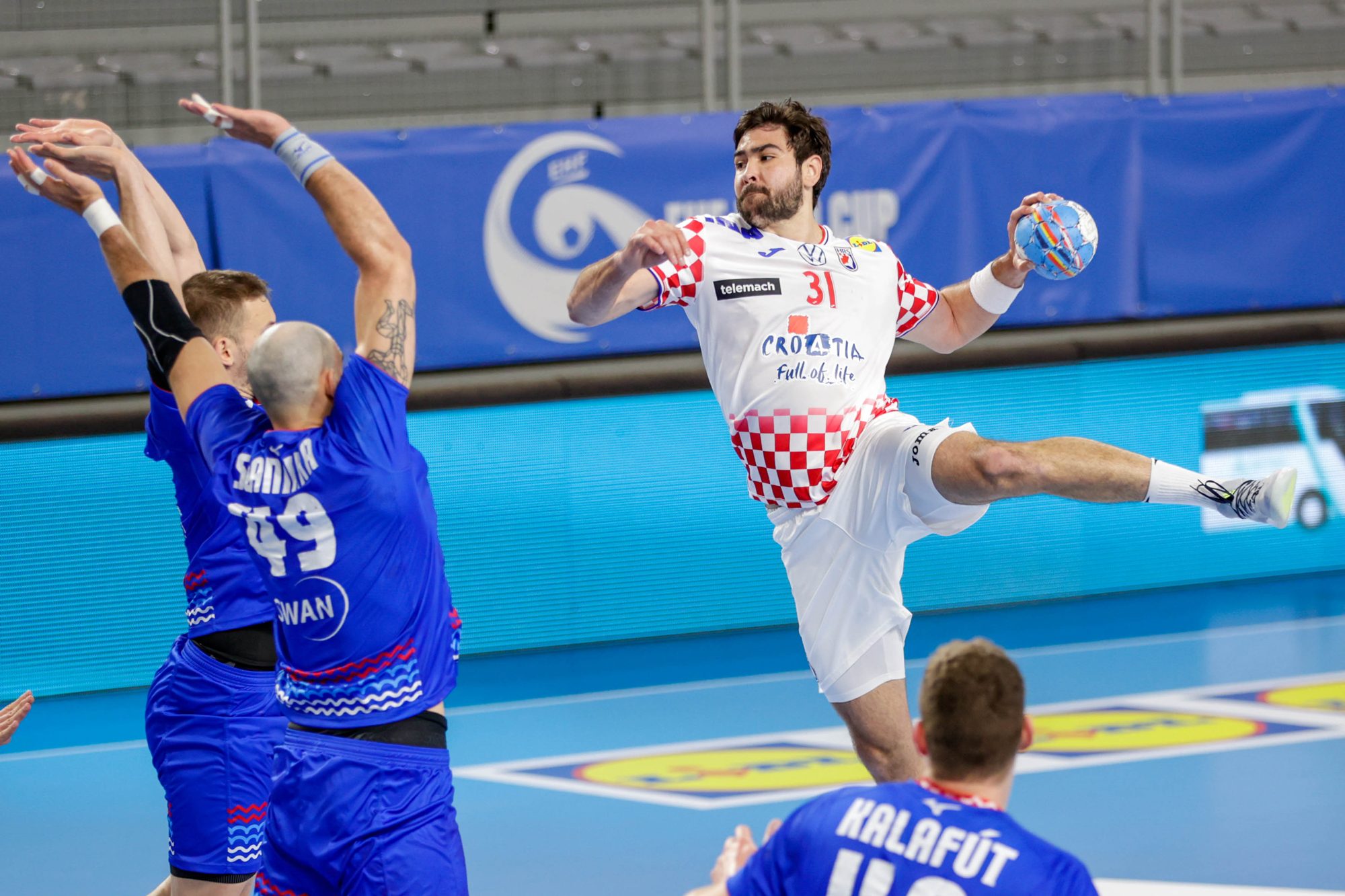 Late run paves winners' way for Croatia - Vimarsana News